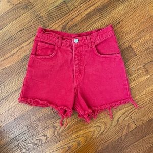 GUESS - 25 XS - Vintage - 90’s - 00’s - Y2K - RED - cut off denim short - trendy